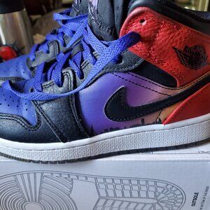 Kid's Jordan 1 Mid- size 3.5Y